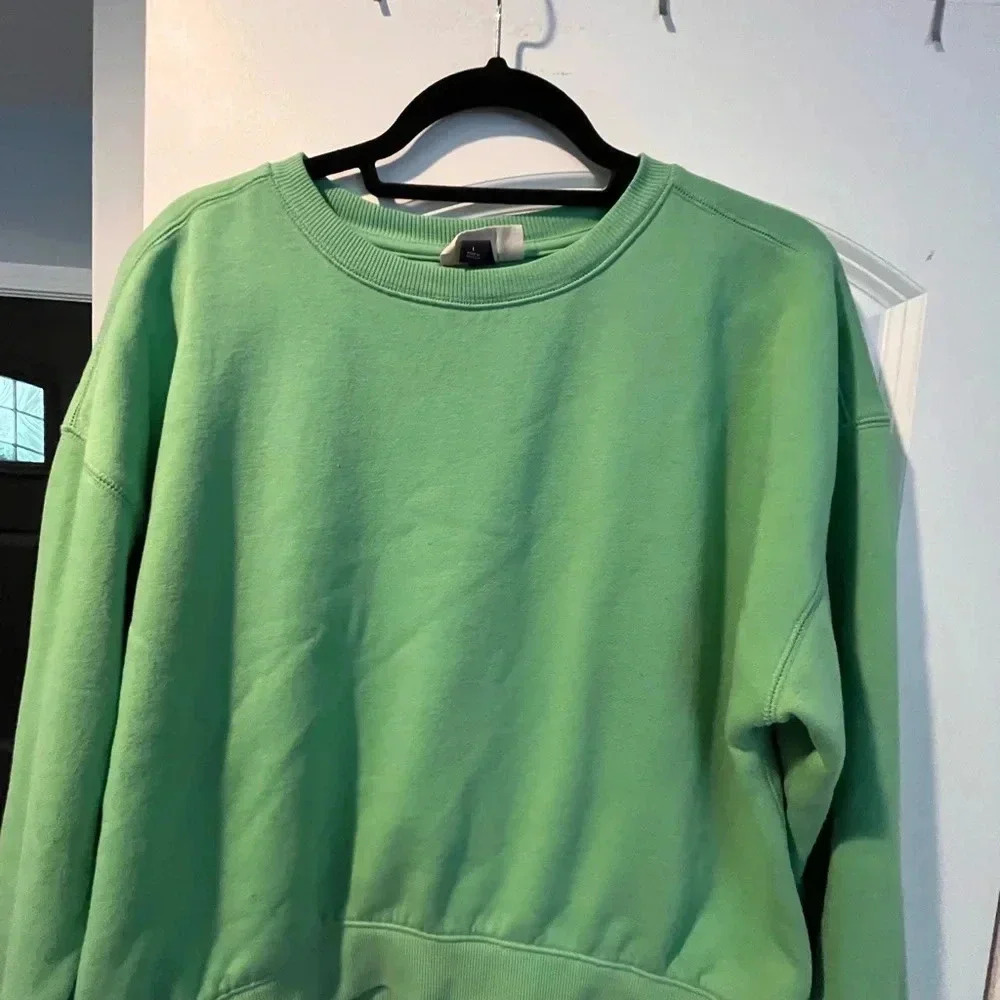 ~Universal Thread~ Sweatshirt - Large - image 3